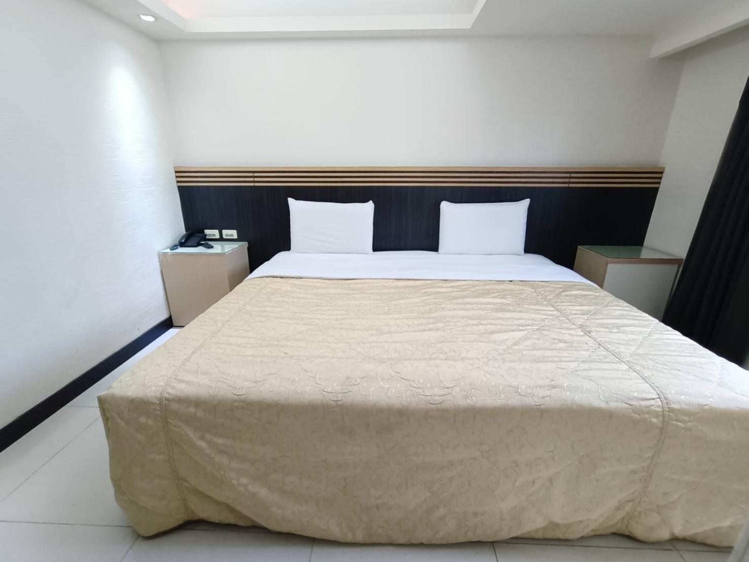 Guide Hotel Taoyuan Fuxing Room photo