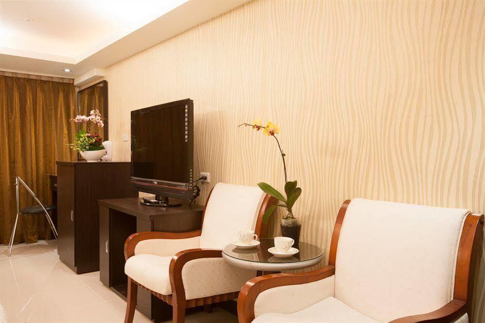 Guide Hotel Taoyuan Fuxing Exterior photo
