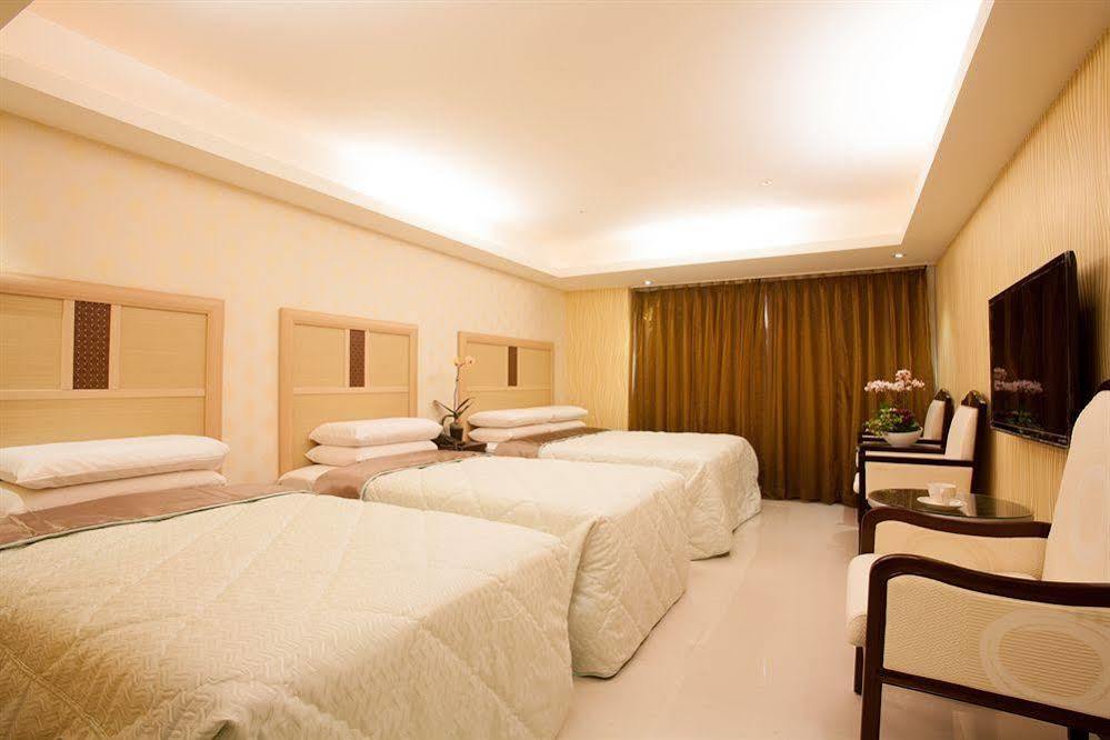 Guide Hotel Taoyuan Fuxing Exterior photo